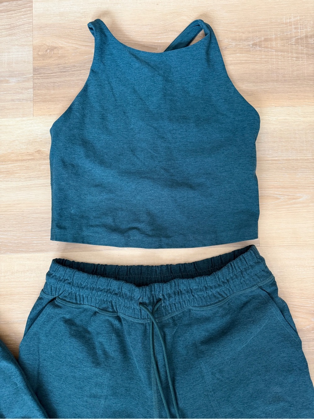 Beyond Yoga Evergreen High-Neck Cropped Tank with Jogger Set - Picture 2 of 5